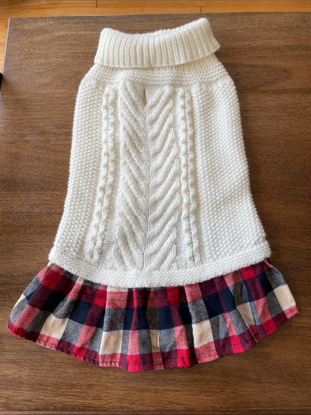 Rachel Zoe Cream Cable-Knit Skirt with Red Plaid Ruffle